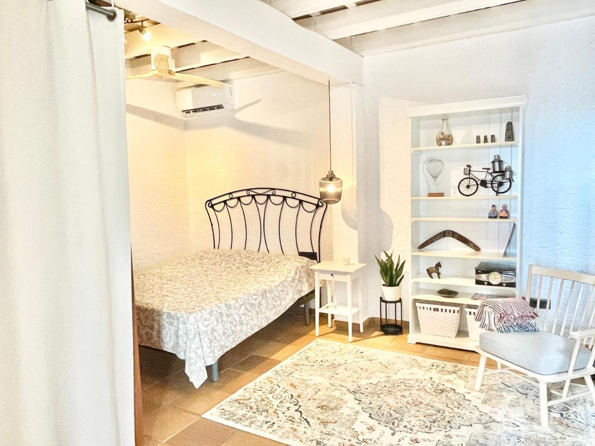 Villa Only Adults 2 Pax - Piscina Privada - A/C - Wifi - Bbq ブラナス エクステリア 写真