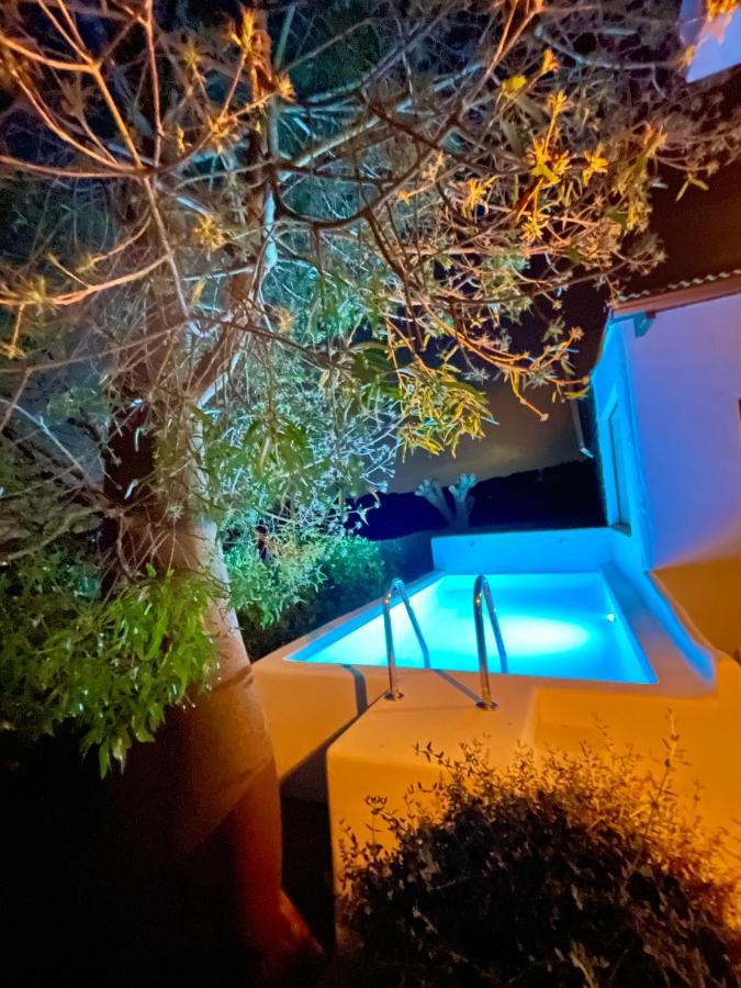 Villa Only Adults 2 Pax - Piscina Privada - A/C - Wifi - Bbq ブラナス エクステリア 写真